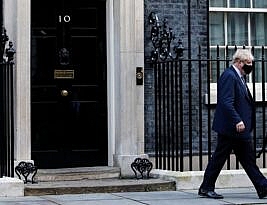 UK Politics in Turmoil After Boris Johnson’s Resignation and the Arrest of Scotland’s Former Leader